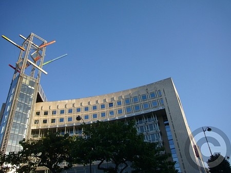P1610953
