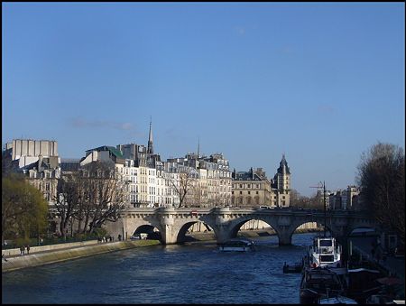 P1890413
