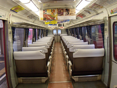 7001F車内