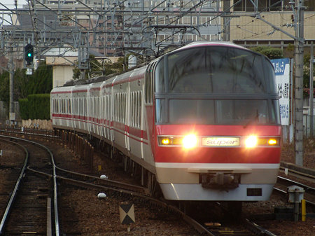 1000系+1200系特急河和行き