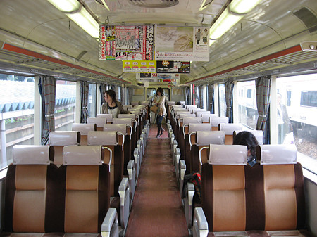7011F車内