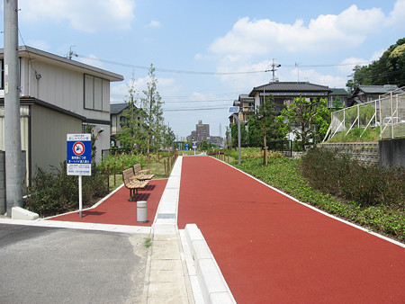 入鹿用水おしゃべり小径