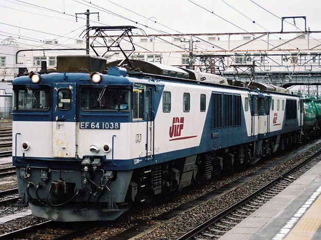 EF64 1038