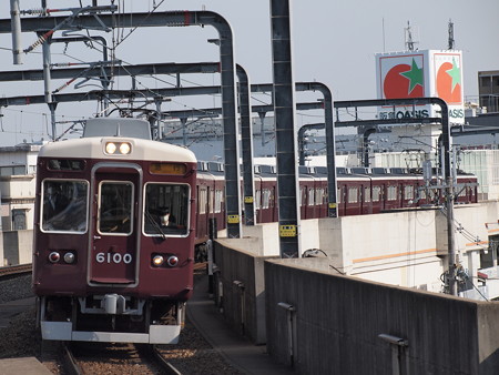 阪急6000系急行 阪急宝塚線豊中駅