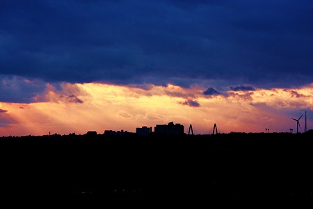 今日の夕焼け　　雲の間から！