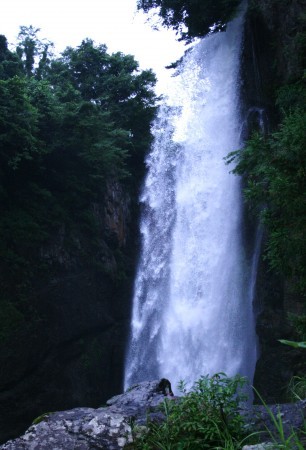 綿ケ滝(3)　手取り峡谷