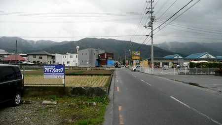 藤井寺へ続く道