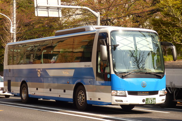 Photos: 近所に「国鉄バス」現る