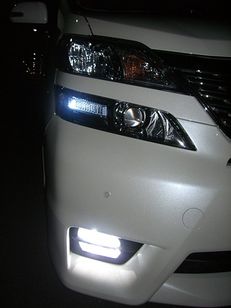 ポジＬＥＤ＆フォグＨＩＤ２