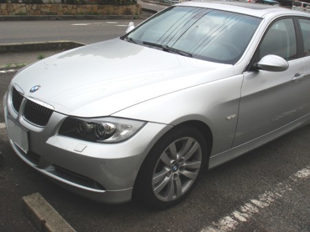 E90 330i