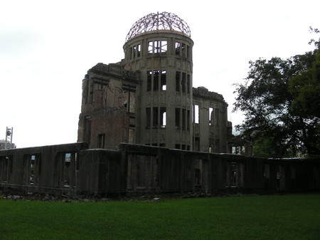 原爆ドーム（２）
