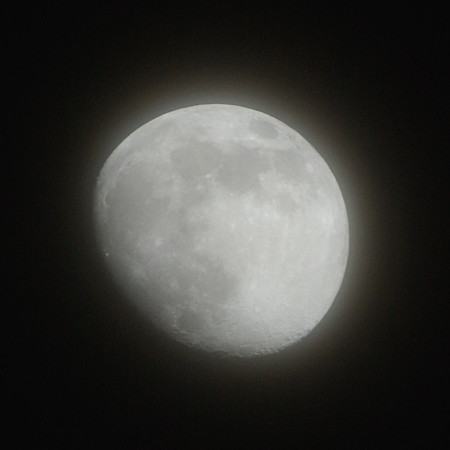 １２月２１日１９時２０分の月