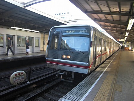 21611