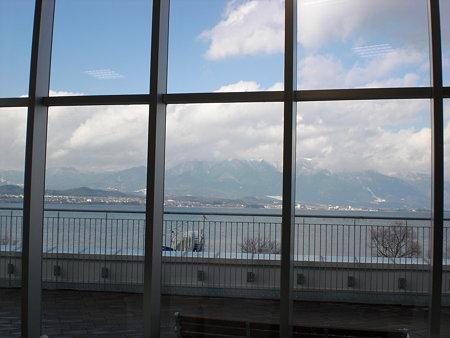 比良山と琵琶湖