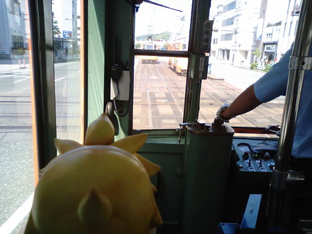 再び、大手町駅のダイヤモンドクロス! レン:「そういえば伊予鉄っ...