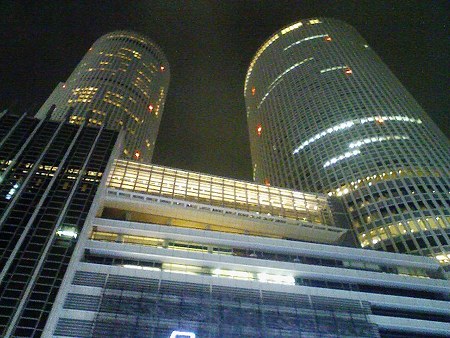 081227-テラス夜 正面 (1)