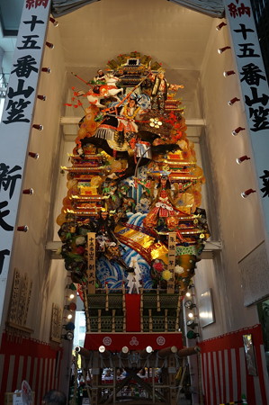 15 2014年 博多祇園山笠 飾り山笠 朱槍一竿傾而候 新天町 (4)