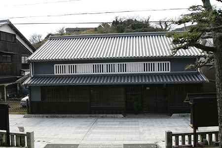 坂越 -  5