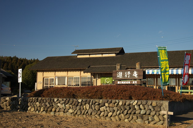 １０１：遊行柳　※傍らの茶店：遊行庵