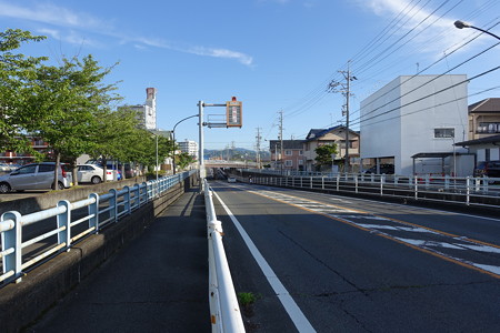 藤枝駅東アンダーパスの40高中・1