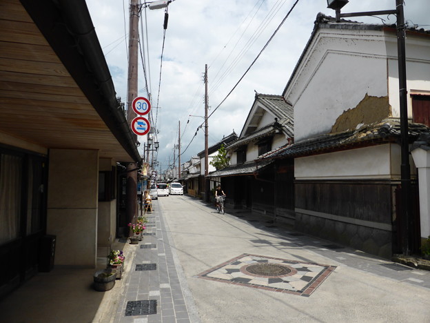 篠山 河原町妻入商家群