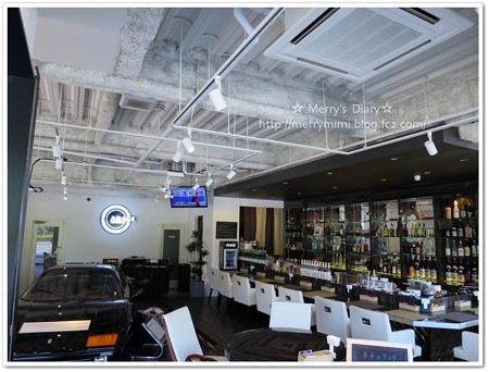 CAFE GARAGE